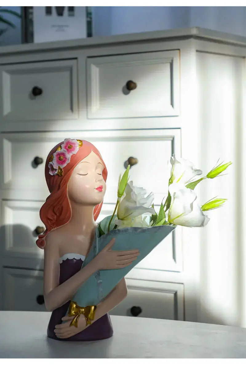 Bouquet Girl Sculpture freeshipping - Decorfaure