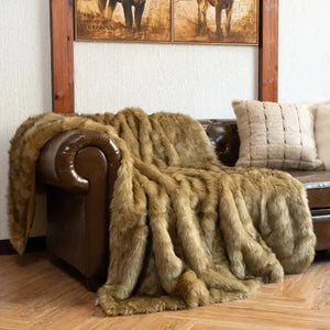 Faux Fur Ombre Throw Decorfaure