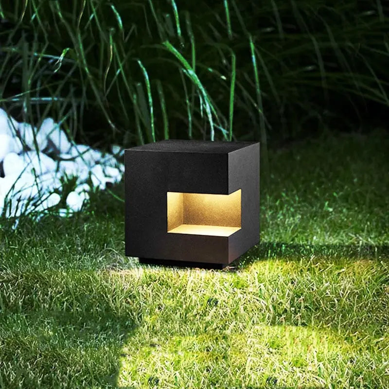 Cubed Outdoor Light Decorfaure