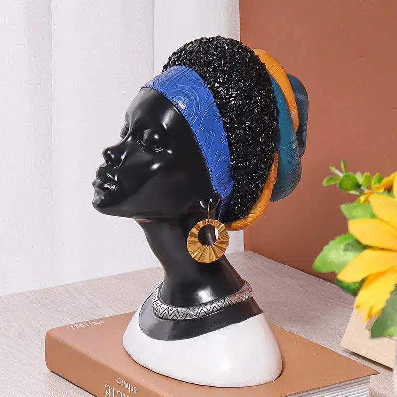 Meera African Lady Sculpture Decorfaure